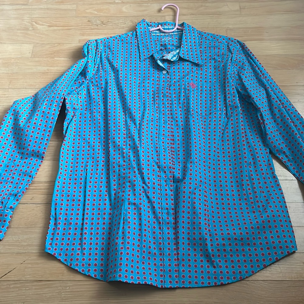 Women’s button up